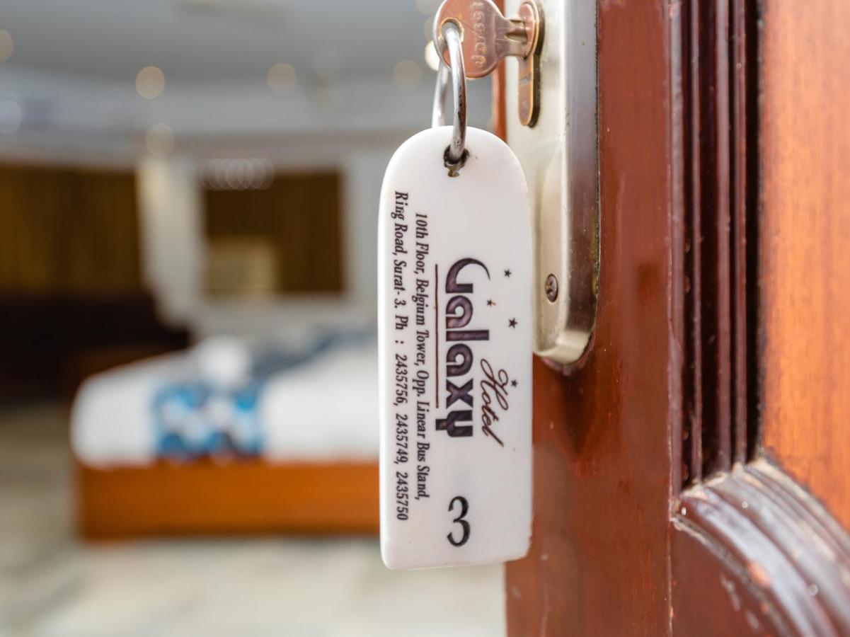 Hotel Galaxy Opp Surat Railway Station ภายนอก รูปภาพ